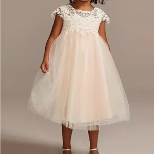DAVID'S BRIDAL venise lace cap sleeve flower girl dress (style OP269)